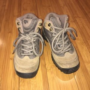 High tech hiking shoes - women 6
